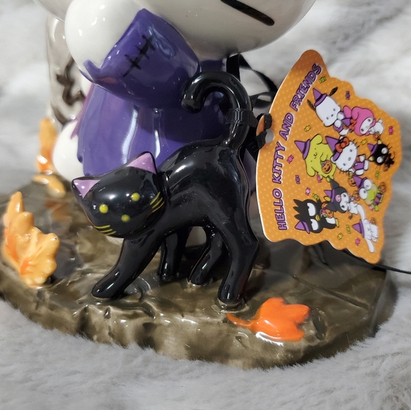 Hello Kitty Blue Sky Clayworks Graveside Halloween - Picture 4 of 9